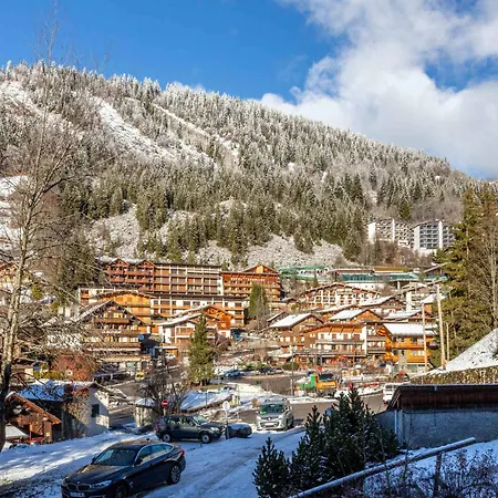 Centre Village ★★★, Parking, Wifi, Pied Des Pistes, Confort 4 Pers - Fr-1-437-14